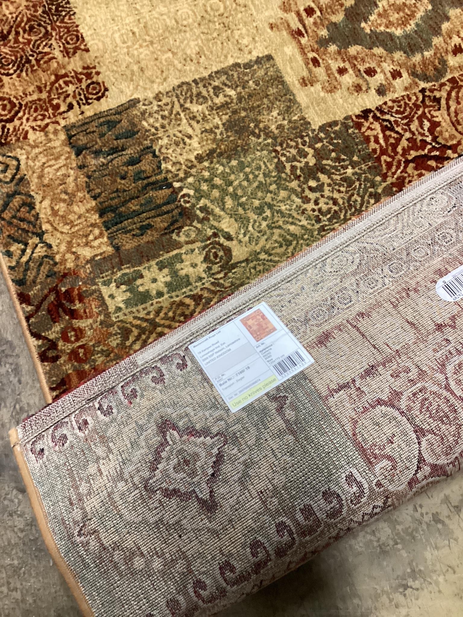A contemporary patterned rug, 170 x 120cm